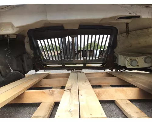 INTERNATIONAL 4300 Hood
