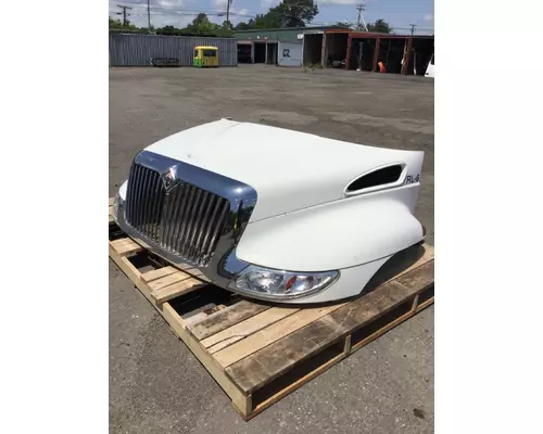 INTERNATIONAL 4300 Hood