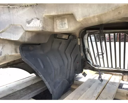 INTERNATIONAL 4300 Hood