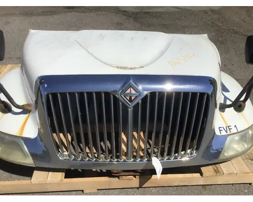 INTERNATIONAL 4300 Hood