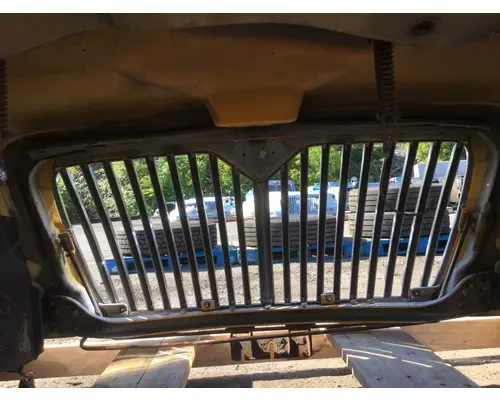 INTERNATIONAL 4300 Hood