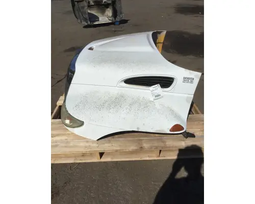 INTERNATIONAL 4300 Hood