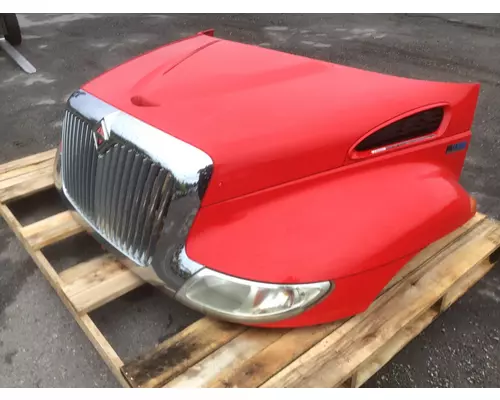 INTERNATIONAL 4300 Hood