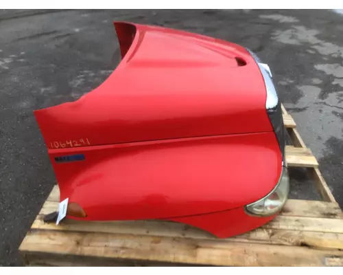 INTERNATIONAL 4300 Hood