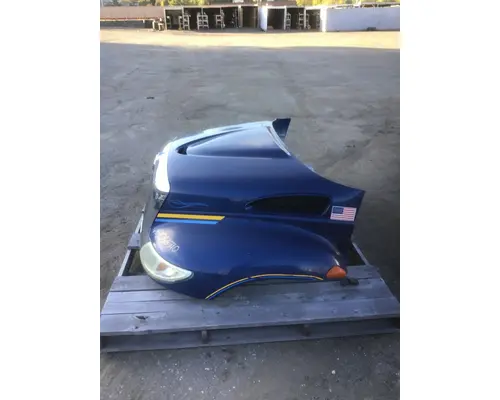 INTERNATIONAL 4300 Hood