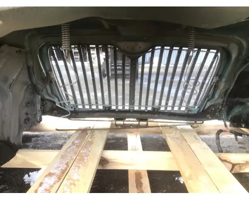 INTERNATIONAL 4300 Hood