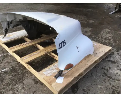 INTERNATIONAL 4300 Hood