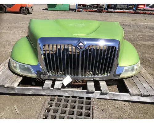 INTERNATIONAL 4300 Hood