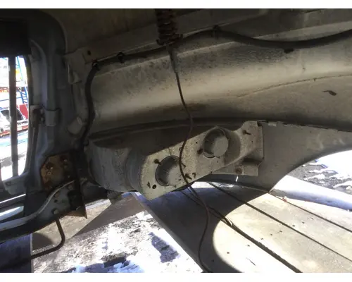 INTERNATIONAL 4300 Hood