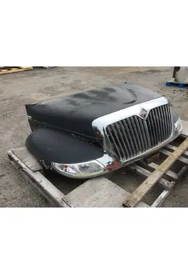 INTERNATIONAL 4300 Hood