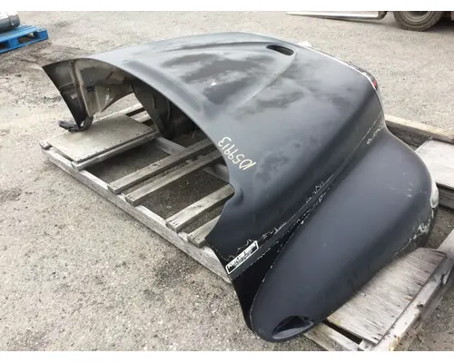 INTERNATIONAL 4300 Hood