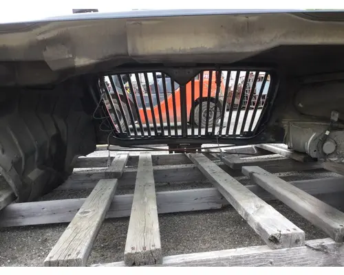 INTERNATIONAL 4300 Hood