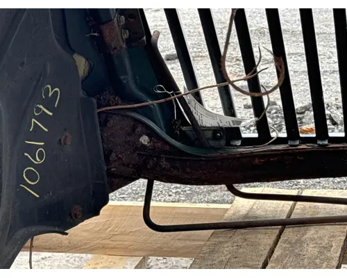 INTERNATIONAL 4300 Hood