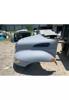 INTERNATIONAL 4300 Hood