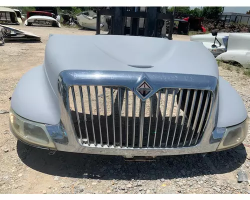 INTERNATIONAL 4300 Hood