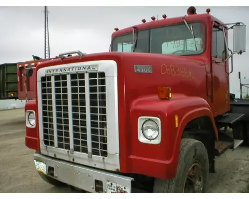 INTERNATIONAL 4300 Hood