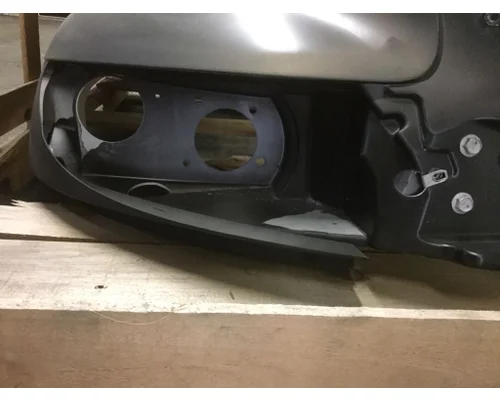 INTERNATIONAL 4300 Hood