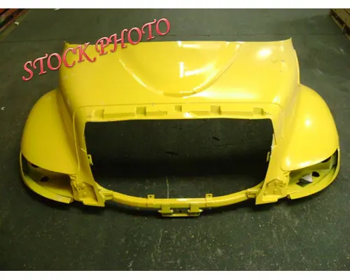 INTERNATIONAL 4300 Hood