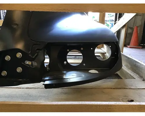 INTERNATIONAL 4300 Hood