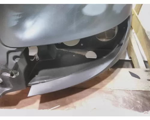 INTERNATIONAL 4300 Hood