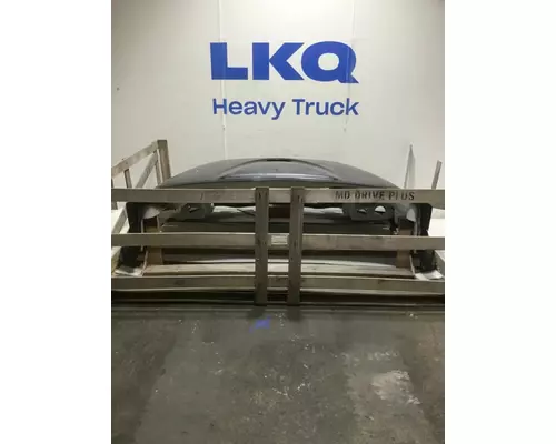 INTERNATIONAL 4300 Hood
