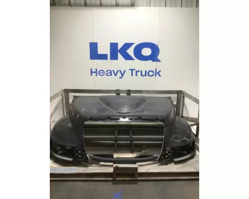 INTERNATIONAL 4300 Hood