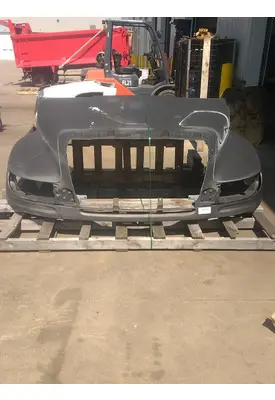 INTERNATIONAL 4300 Hood