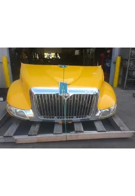 INTERNATIONAL 4300 Hood