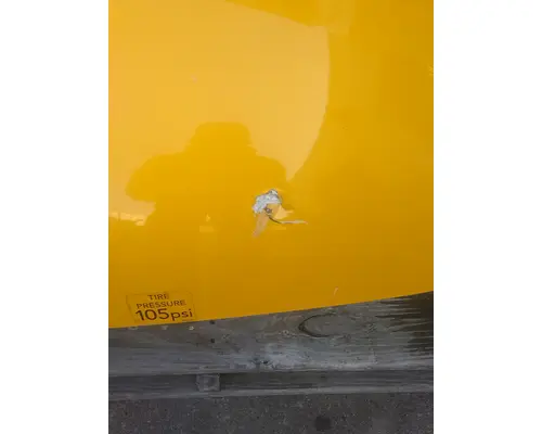 INTERNATIONAL 4300 Hood