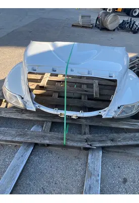 INTERNATIONAL 4300 Hood