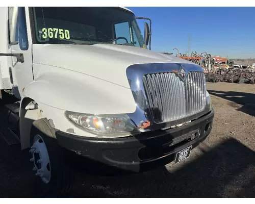 INTERNATIONAL 4300 Hood