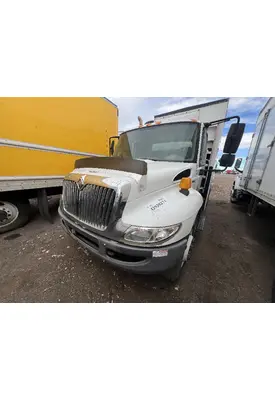 INTERNATIONAL 4300 Hood