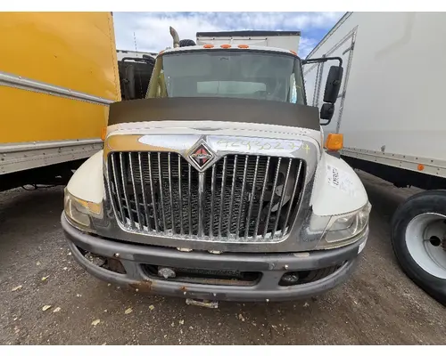 INTERNATIONAL 4300 Hood