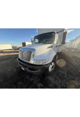 INTERNATIONAL 4300 Hood