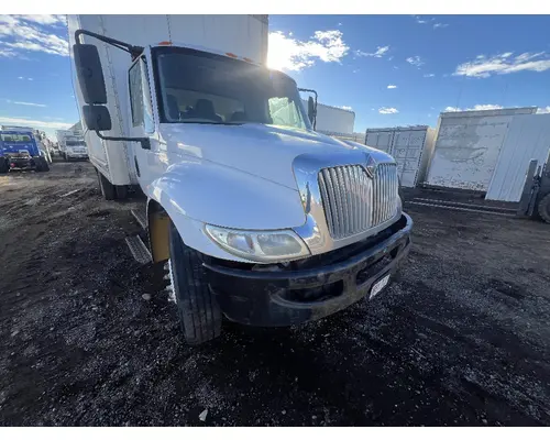 INTERNATIONAL 4300 Hood
