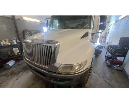 INTERNATIONAL 4300 Hood