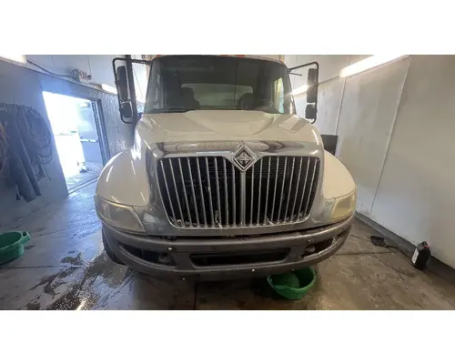 INTERNATIONAL 4300 Hood