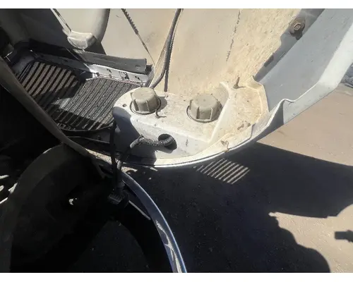 INTERNATIONAL 4300 Hood