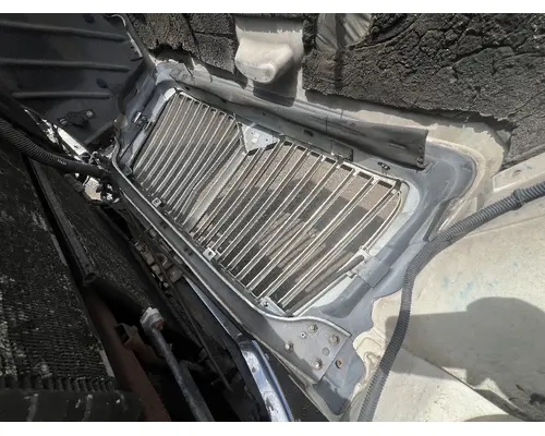 INTERNATIONAL 4300 Hood