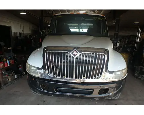 INTERNATIONAL 4300 Hood