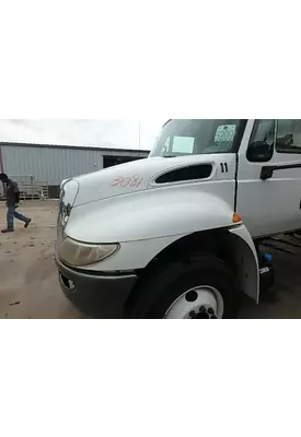 INTERNATIONAL 4300 Hood