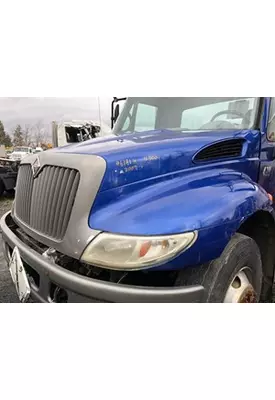 INTERNATIONAL 4300 Hood