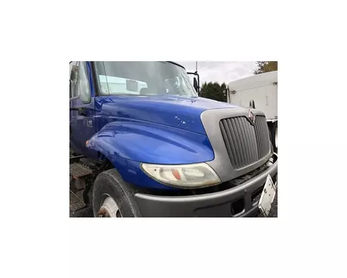 INTERNATIONAL 4300 Hood