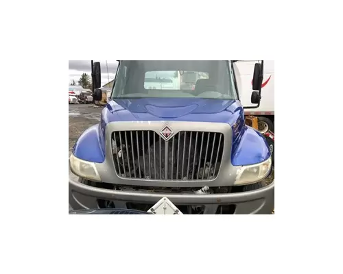 INTERNATIONAL 4300 Hood