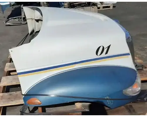 INTERNATIONAL 4300 Hood