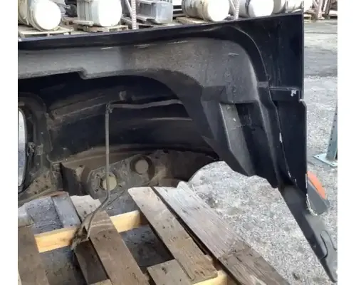 INTERNATIONAL 4300 Hood