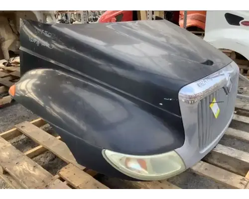 INTERNATIONAL 4300 Hood