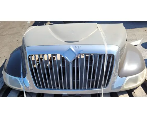 INTERNATIONAL 4300 Hood