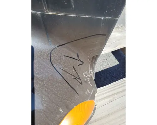 INTERNATIONAL 4300 Hood