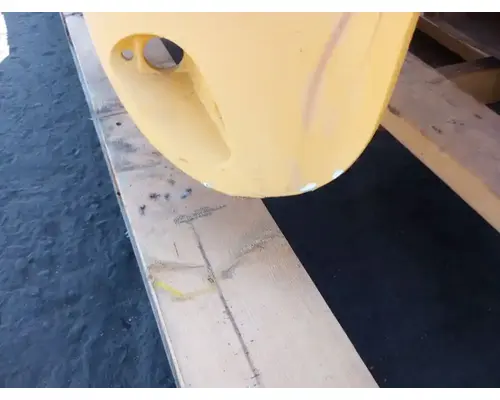 INTERNATIONAL 4300 Hood